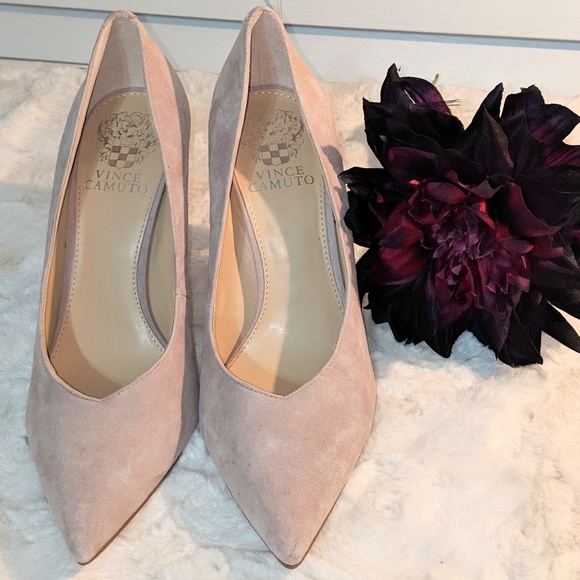 Vince Camuto Shoes - Vince Camuto Pointed Toe Heels Suede, Tan